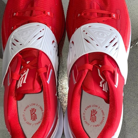 New Kyrie 3 Low "University Red" basketball shoes - Picture 4 of 4